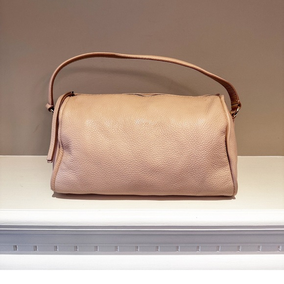Banana Republic Handbags - Banana Republic Elegant Beige Soft Pink Leather Shoulder Bag